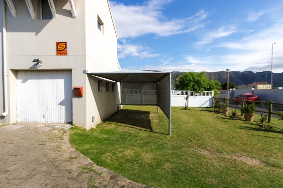 3 Bedroom Property for Sale in Fairview Golf Estate Western Cape